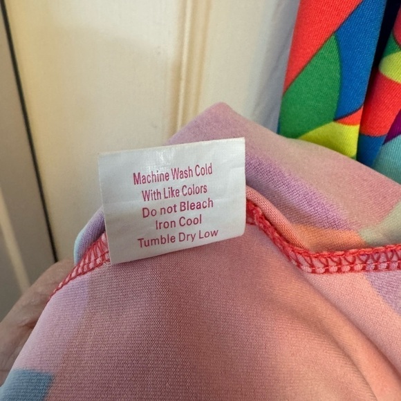 Julie Brown Livie Dress in wonderful bright colors shift style V neck size S - Picture 9 of 12